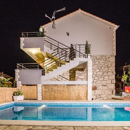 Family Friendly House With A Swimming Pool Dvornica, - 14300 * Rogoznica (Sibenik-Knin)