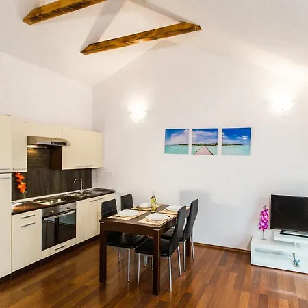 Holiday home Family Friendly House With A Swimming Pool Dvornica, - 14300